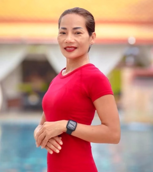 Ananyalak Sonin - Yoga Teacher